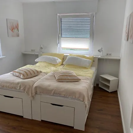 Apartment Haus Sonnenweg 6 Auf Der Sonnenseite Im Westerwald *