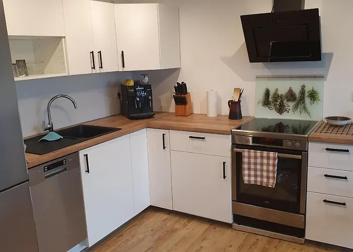 Haus Sonnenweg 6 Auf Der Sonnenseite Im Westerwald * Höhr-Grenzhausen